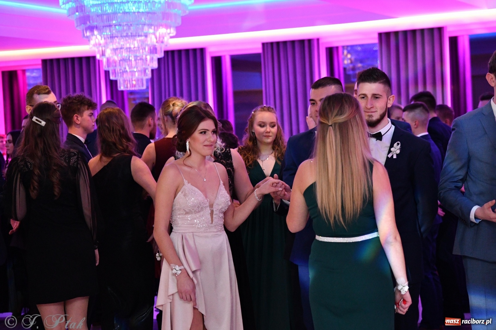 Zdjęcie w galerii na portalu naszraciborz.pl: Gastronomik i Budowlanka bawią się w Białym Domu [FOTO i WIDEO] wiadomości z regionu