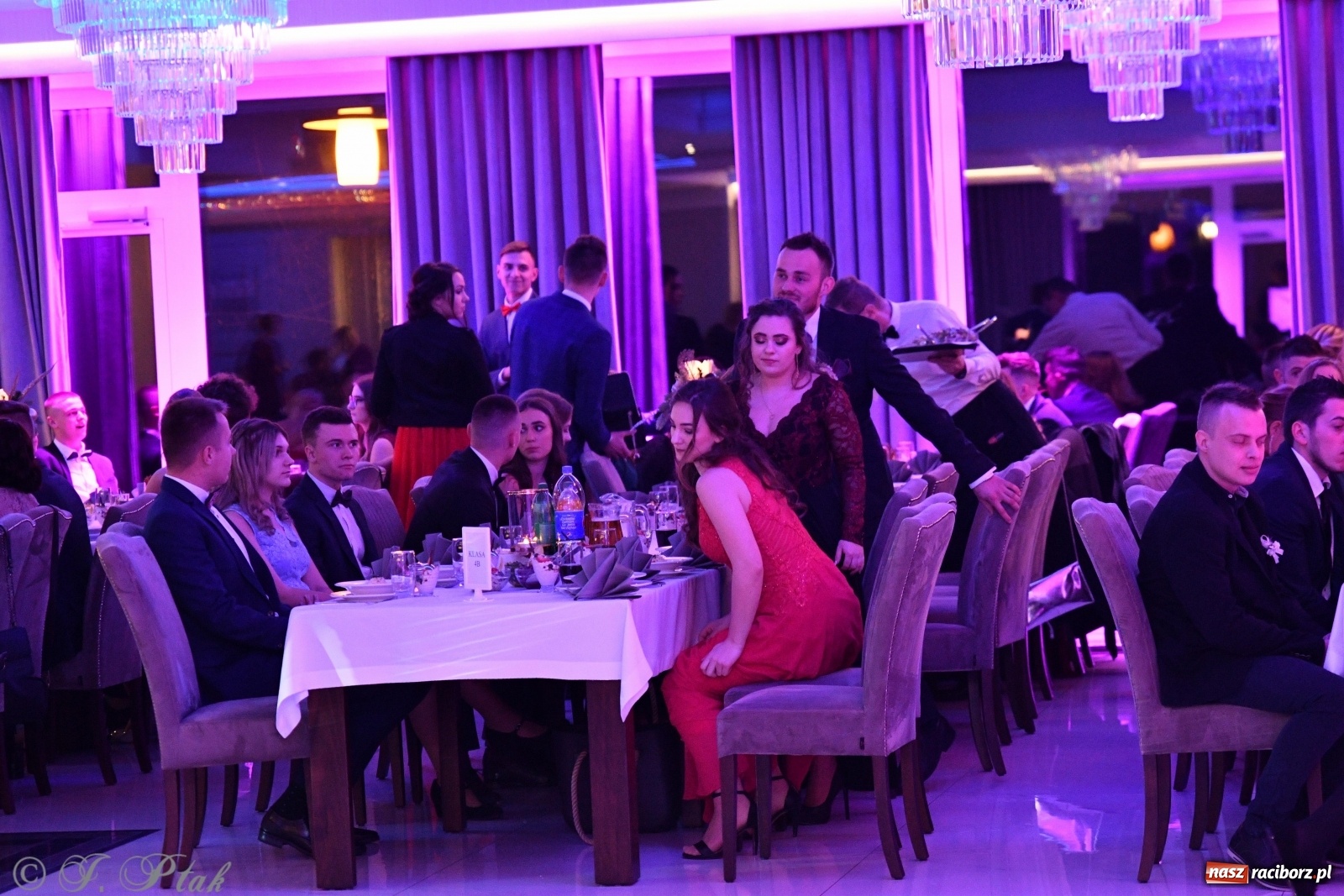 Zdjęcie w galerii na portalu naszraciborz.pl: Gastronomik i Budowlanka bawią się w Białym Domu [FOTO i WIDEO] wiadomości z regionu