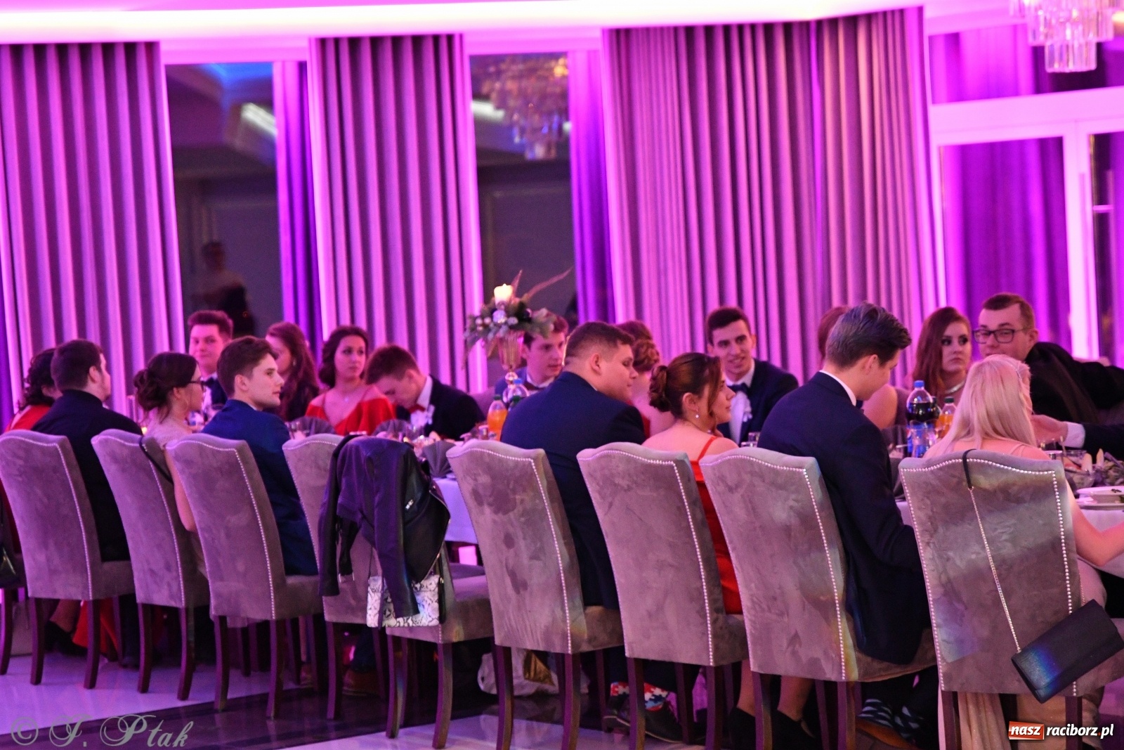 Zdjęcie w galerii na portalu naszraciborz.pl: Gastronomik i Budowlanka bawią się w Białym Domu [FOTO i WIDEO] wiadomości z regionu