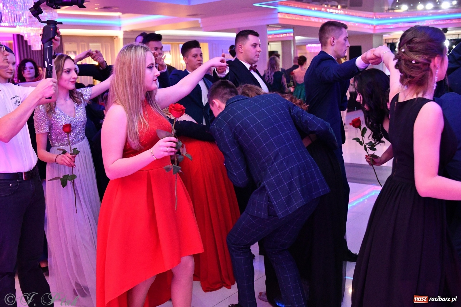 Zdjęcie w galerii na portalu naszraciborz.pl: Gastronomik i Budowlanka bawią się w Białym Domu [FOTO i WIDEO] wiadomości z regionu