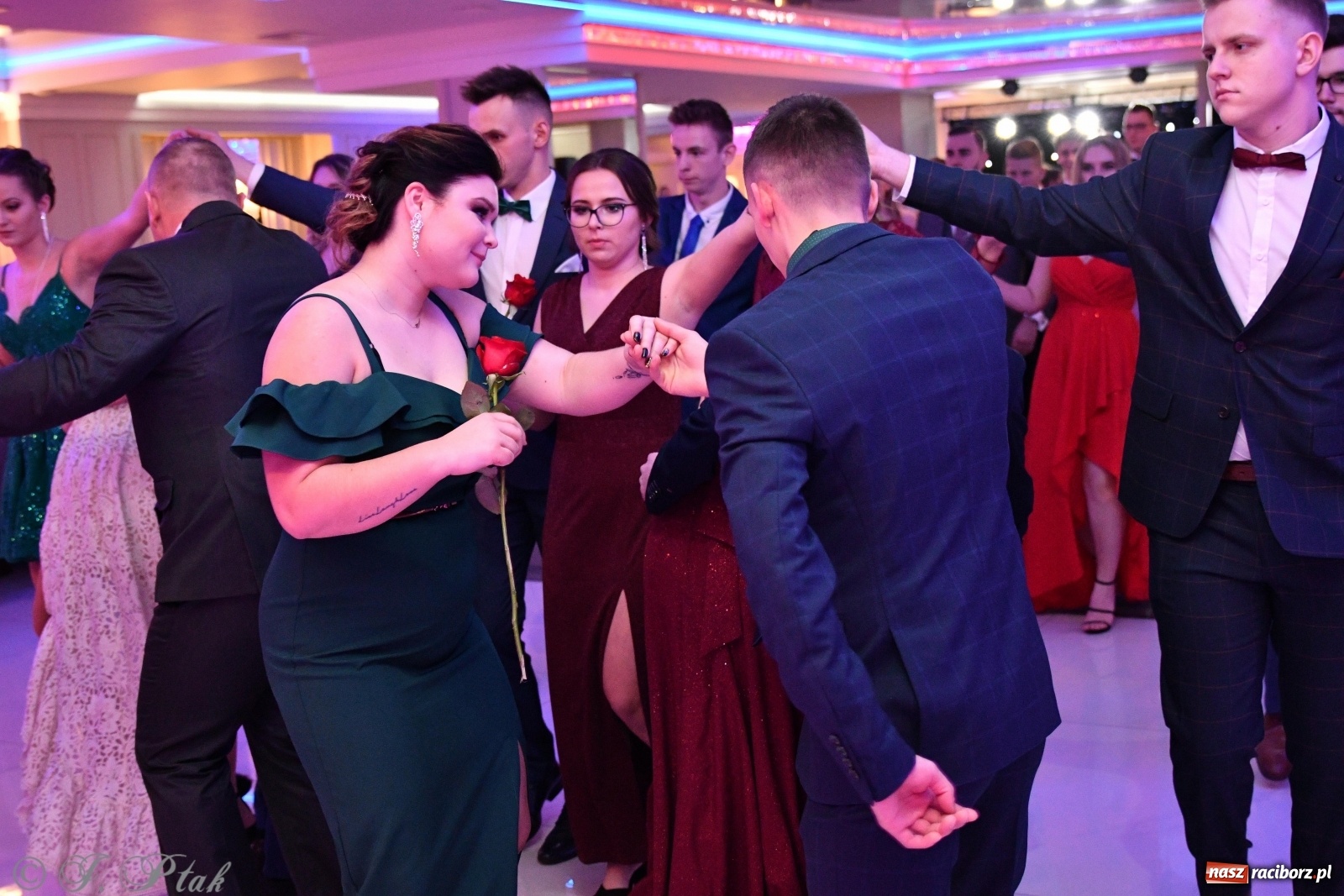 Zdjęcie w galerii na portalu naszraciborz.pl: Gastronomik i Budowlanka bawią się w Białym Domu [FOTO i WIDEO] wiadomości z regionu