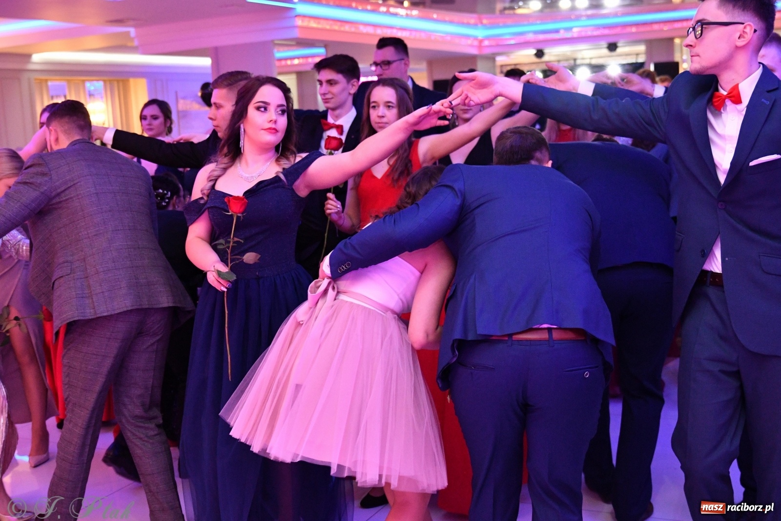 Zdjęcie w galerii na portalu naszraciborz.pl: Gastronomik i Budowlanka bawią się w Białym Domu [FOTO i WIDEO] wiadomości z regionu