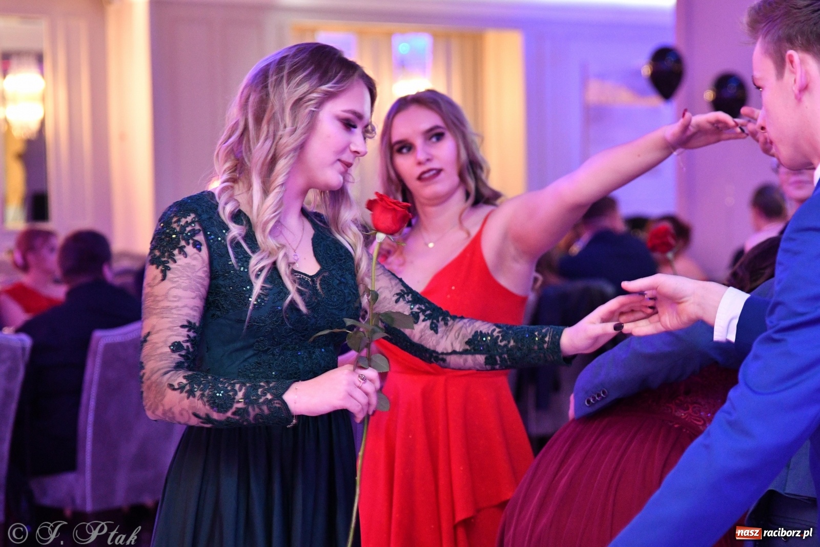 Zdjęcie w galerii na portalu naszraciborz.pl: Gastronomik i Budowlanka bawią się w Białym Domu [FOTO i WIDEO] wiadomości z regionu