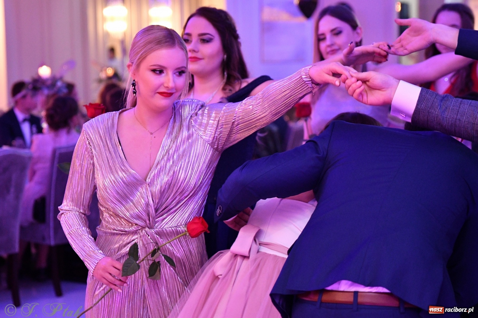 Zdjęcie w galerii na portalu naszraciborz.pl: Gastronomik i Budowlanka bawią się w Białym Domu [FOTO i WIDEO] wiadomości z regionu