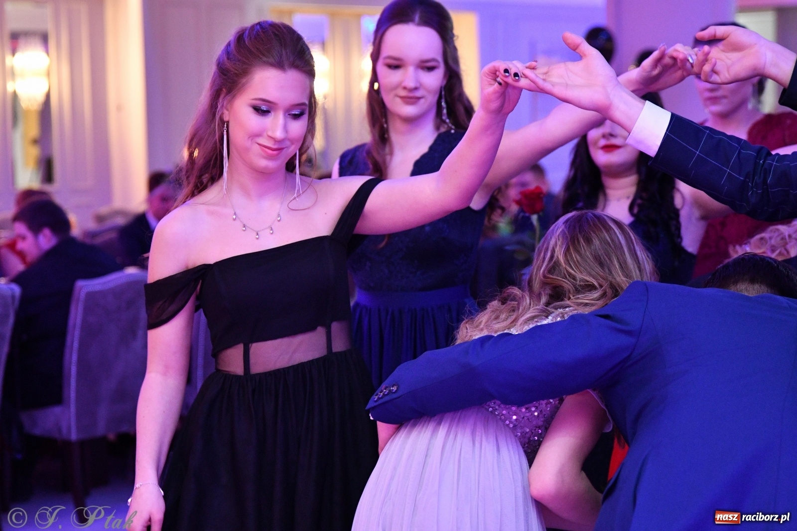 Zdjęcie w galerii na portalu naszraciborz.pl: Gastronomik i Budowlanka bawią się w Białym Domu [FOTO i WIDEO] wiadomości z regionu