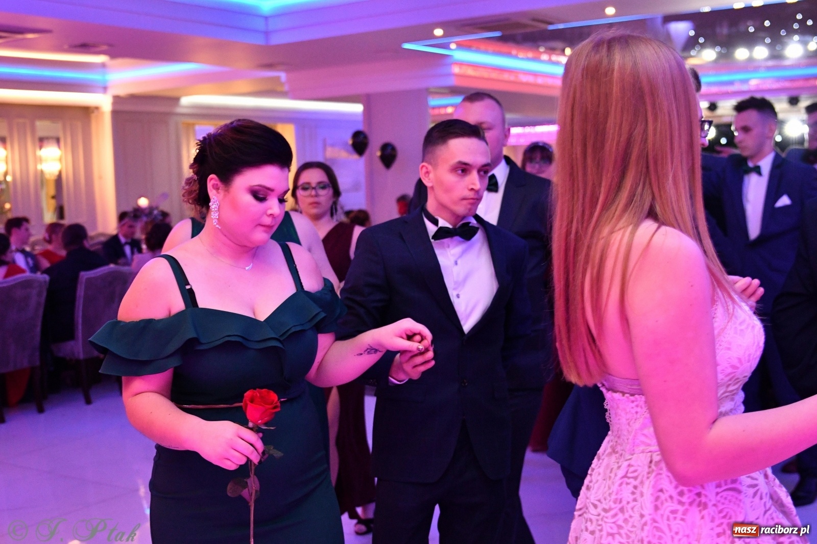 Zdjęcie w galerii na portalu naszraciborz.pl: Gastronomik i Budowlanka bawią się w Białym Domu [FOTO i WIDEO] wiadomości z regionu