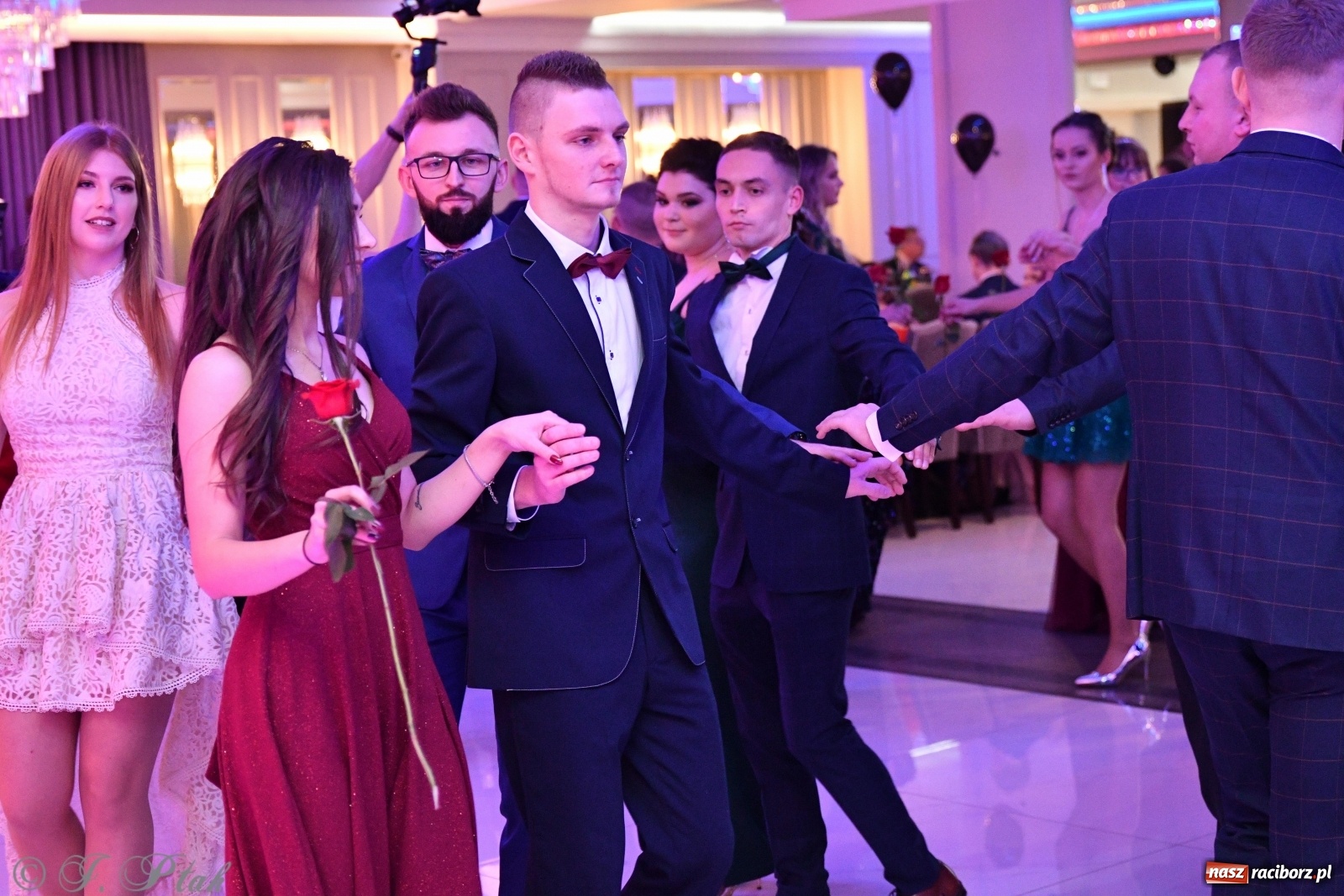 Zdjęcie w galerii na portalu naszraciborz.pl: Gastronomik i Budowlanka bawią się w Białym Domu [FOTO i WIDEO] wiadomości z regionu