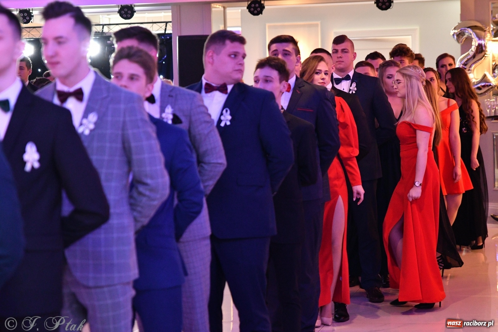 Zdjęcie w galerii na portalu naszraciborz.pl: Gastronomik i Budowlanka bawią się w Białym Domu [FOTO i WIDEO] wiadomości z regionu