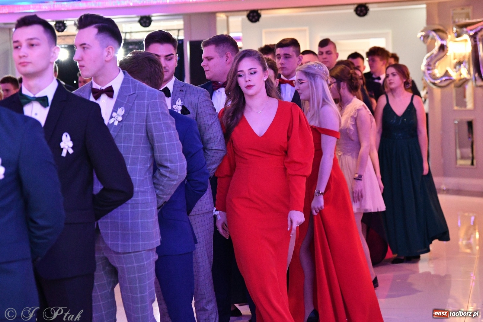 Zdjęcie w galerii na portalu naszraciborz.pl: Gastronomik i Budowlanka bawią się w Białym Domu [FOTO i WIDEO] wiadomości z regionu