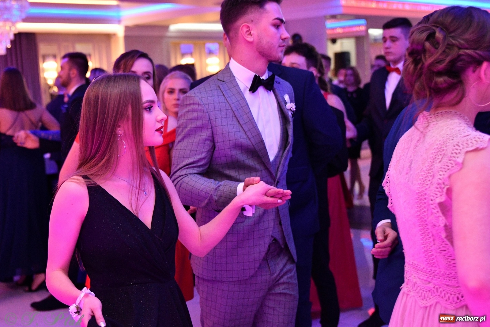 Zdjęcie w galerii na portalu naszraciborz.pl: Gastronomik i Budowlanka bawią się w Białym Domu [FOTO i WIDEO] wiadomości z regionu