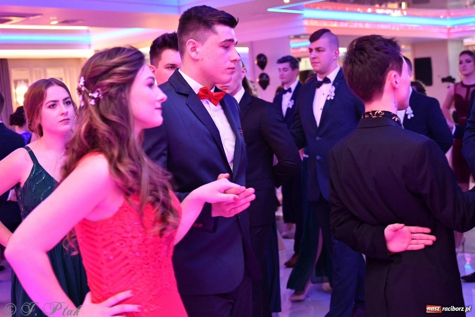 Zdjęcie w galerii na portalu naszraciborz.pl: Gastronomik i Budowlanka bawią się w Białym Domu [FOTO i WIDEO] wiadomości z regionu