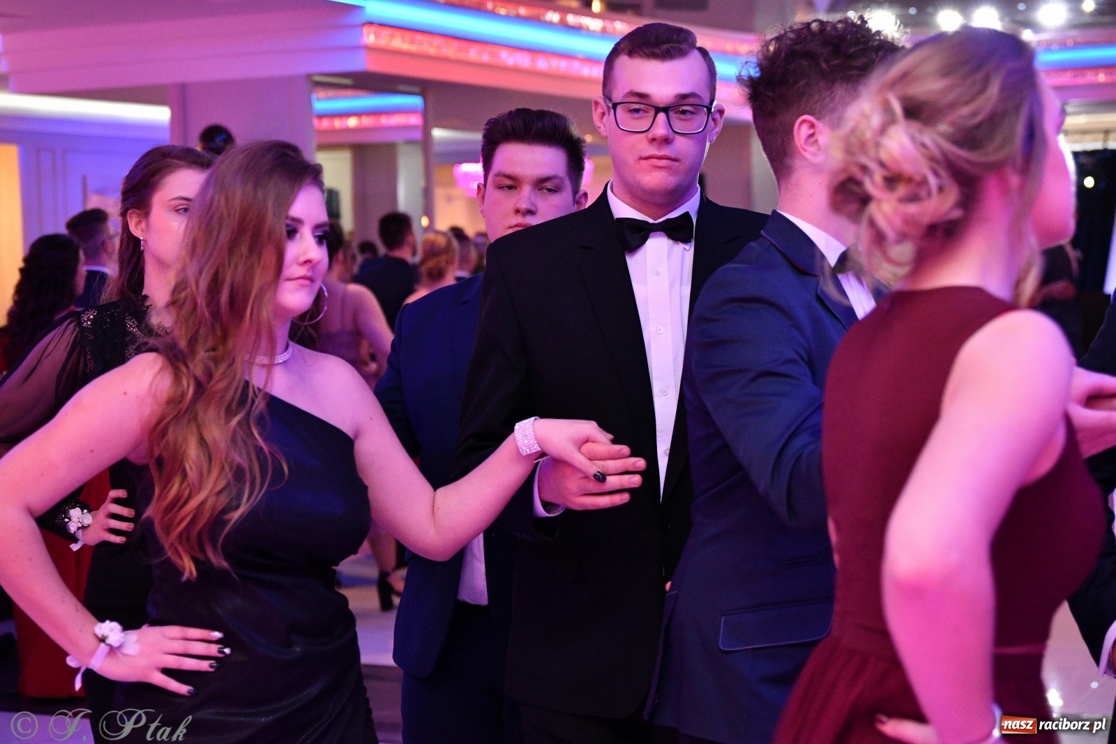 Zdjęcie w galerii na portalu naszraciborz.pl: Gastronomik i Budowlanka bawią się w Białym Domu [FOTO i WIDEO] wiadomości z regionu