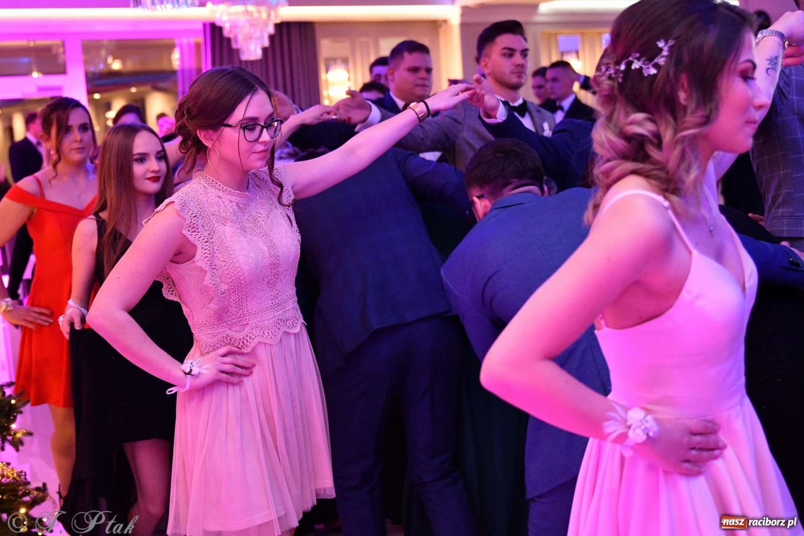 Zdjęcie w galerii na portalu naszraciborz.pl: Gastronomik i Budowlanka bawią się w Białym Domu [FOTO i WIDEO] wiadomości z regionu