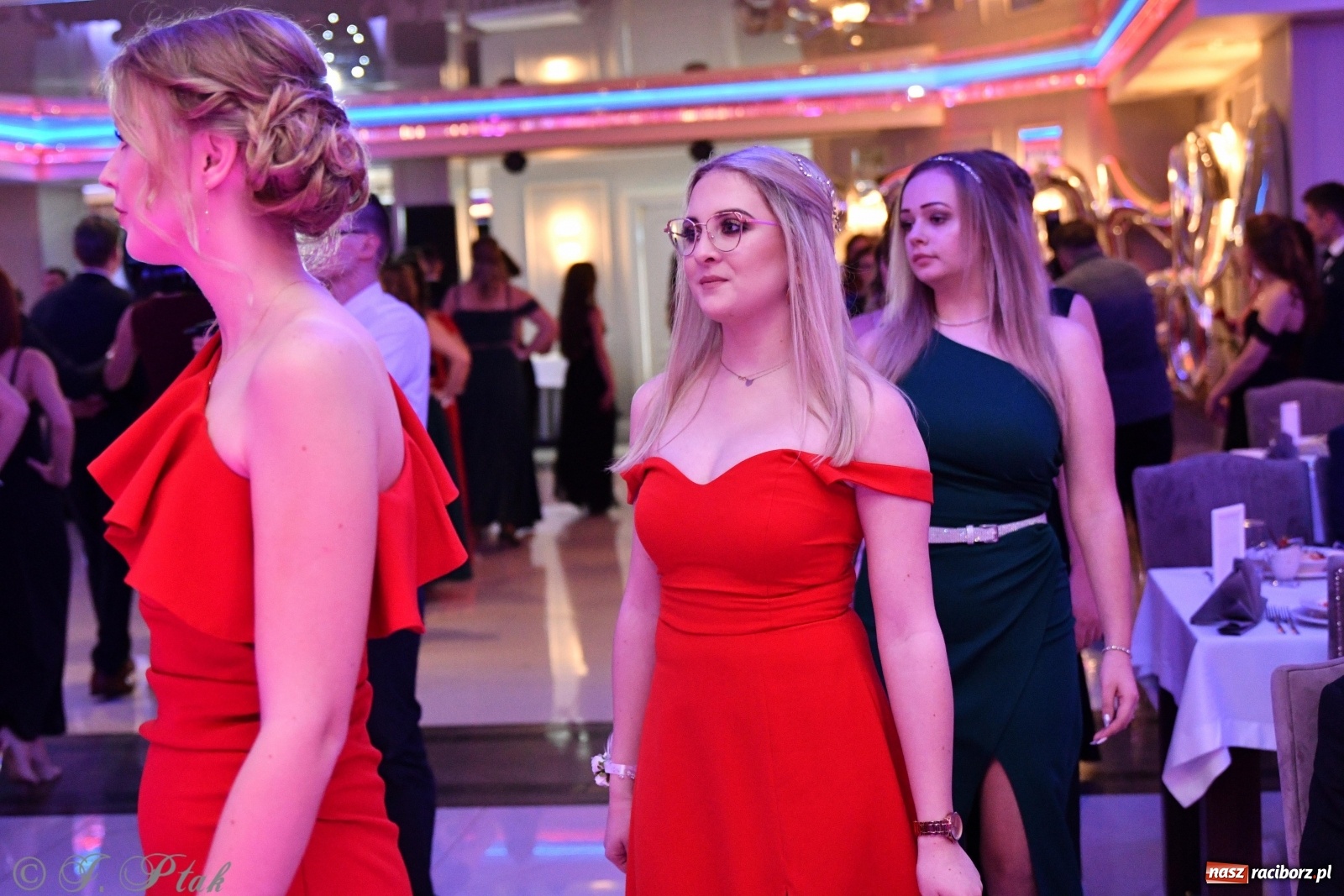 Zdjęcie w galerii na portalu naszraciborz.pl: Gastronomik i Budowlanka bawią się w Białym Domu [FOTO i WIDEO] wiadomości z regionu