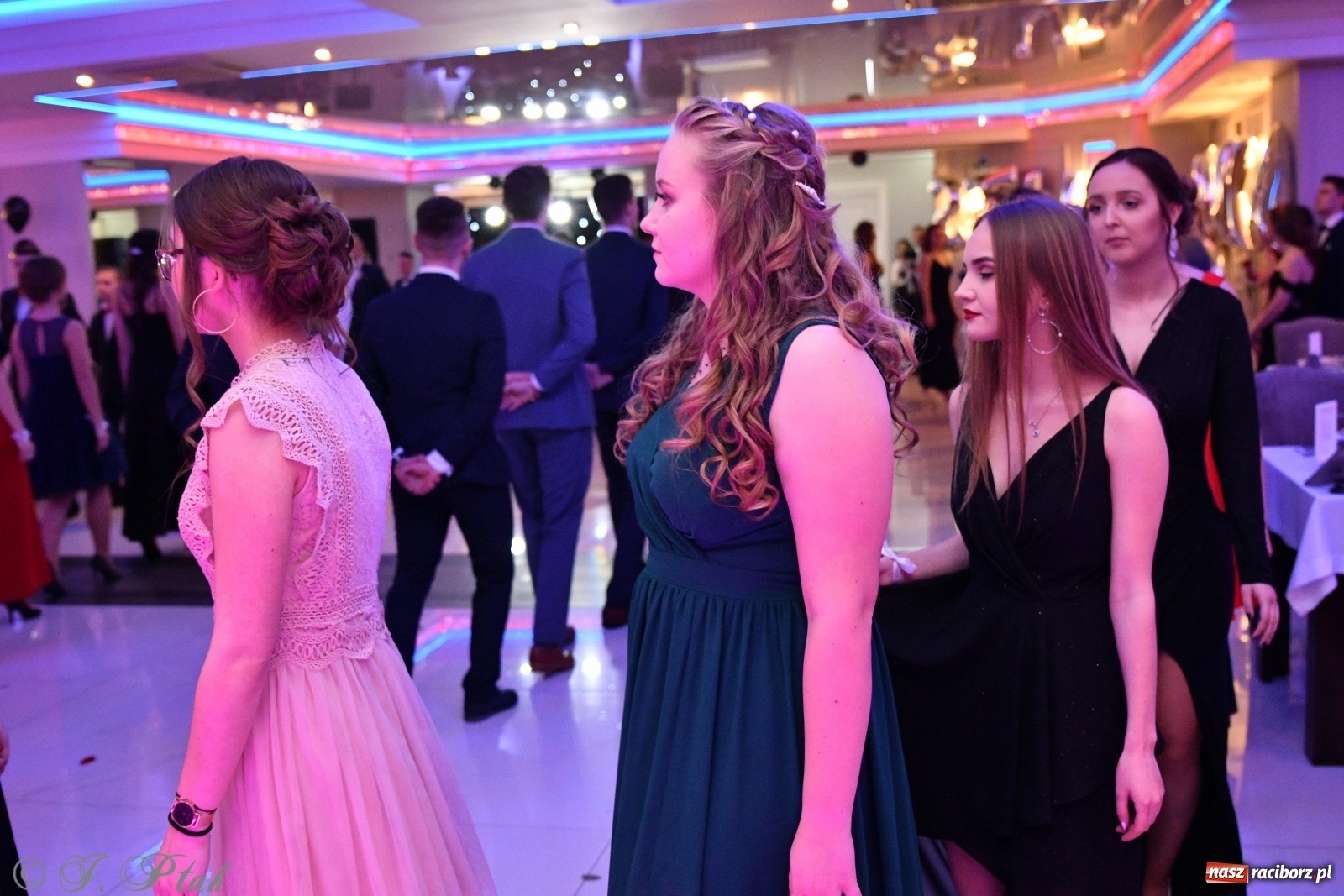 Zdjęcie w galerii na portalu naszraciborz.pl: Gastronomik i Budowlanka bawią się w Białym Domu [FOTO i WIDEO] wiadomości z regionu