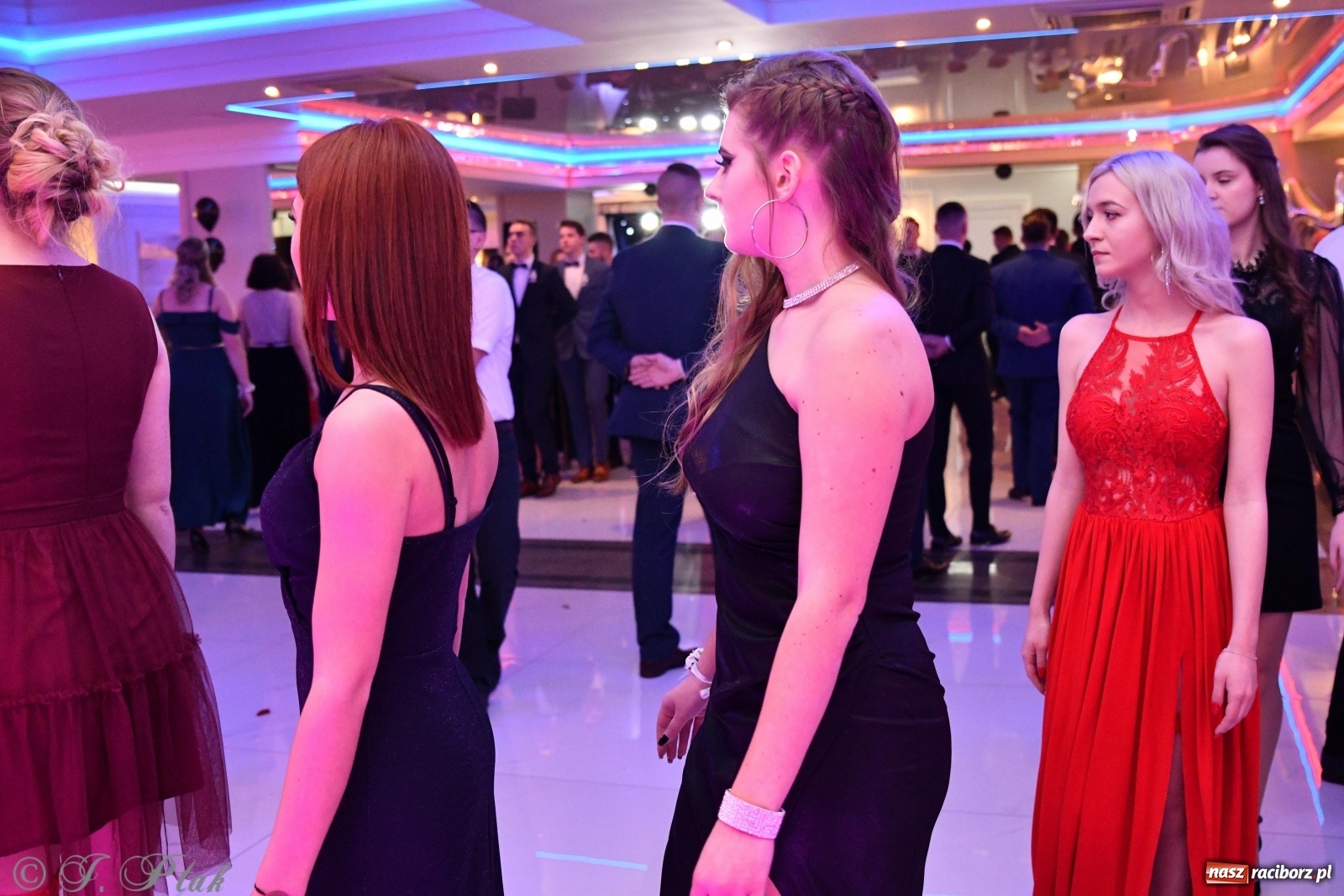 Zdjęcie w galerii na portalu naszraciborz.pl: Gastronomik i Budowlanka bawią się w Białym Domu [FOTO i WIDEO] wiadomości z regionu