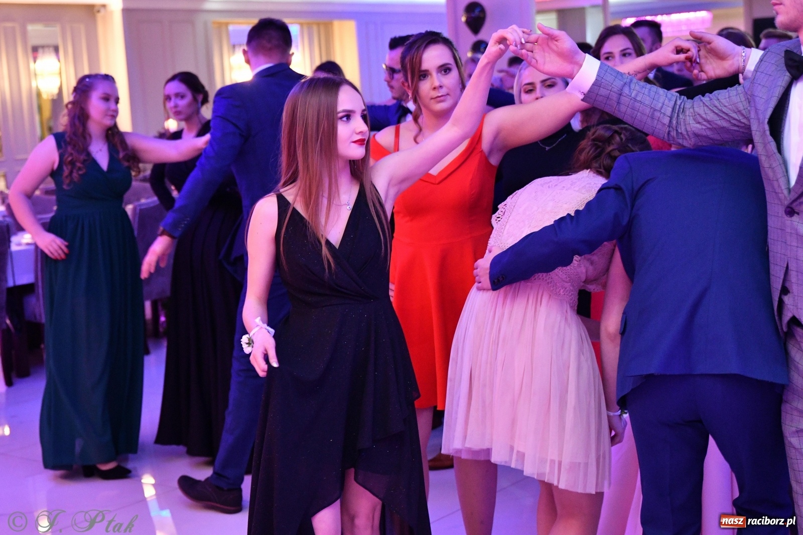 Zdjęcie w galerii na portalu naszraciborz.pl: Gastronomik i Budowlanka bawią się w Białym Domu [FOTO i WIDEO] wiadomości z regionu