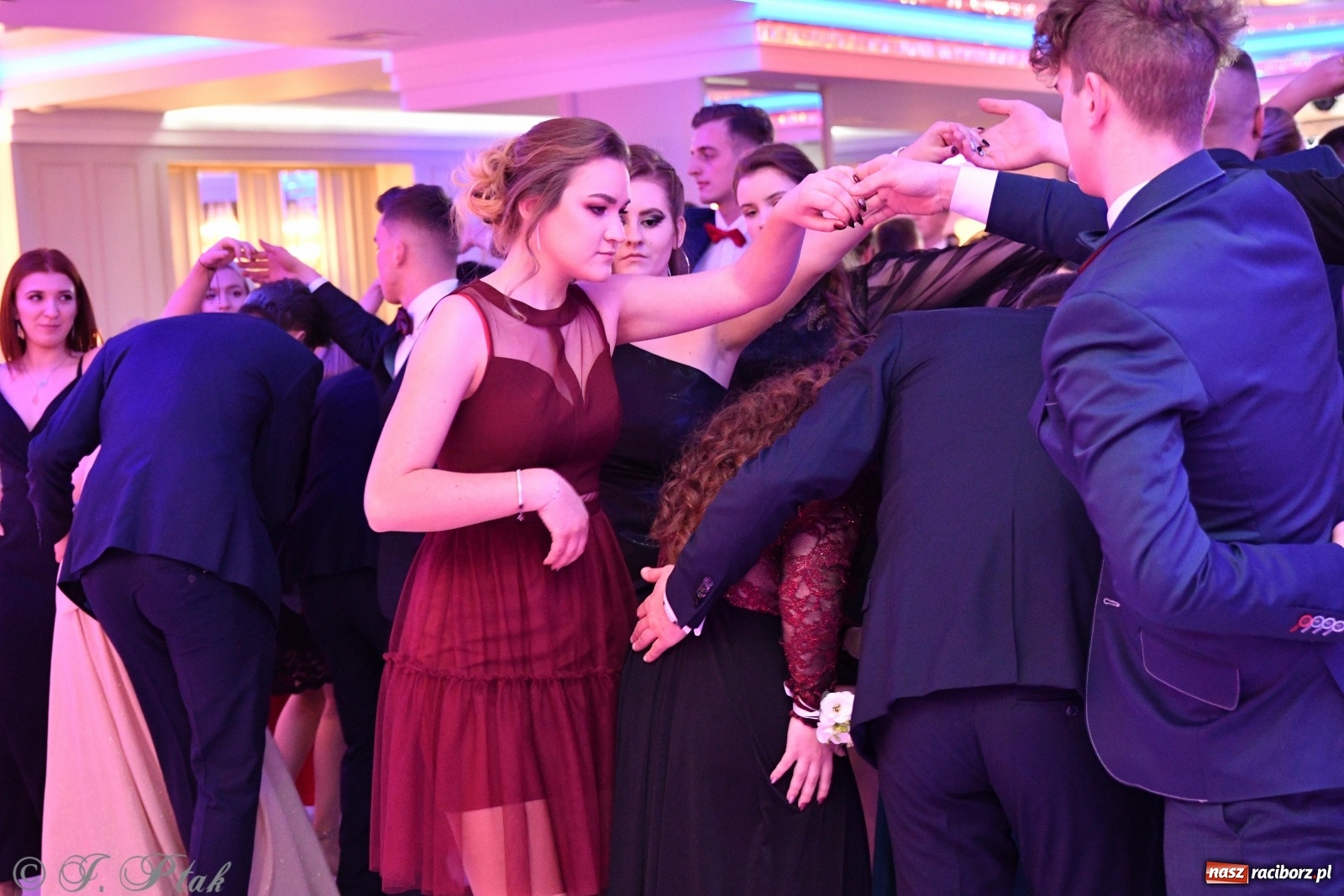 Zdjęcie w galerii na portalu naszraciborz.pl: Gastronomik i Budowlanka bawią się w Białym Domu [FOTO i WIDEO] wiadomości z regionu