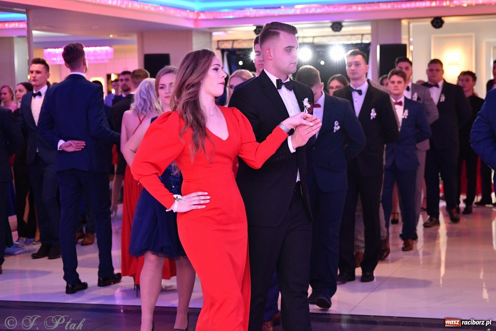 Zdjęcie w galerii na portalu naszraciborz.pl: Gastronomik i Budowlanka bawią się w Białym Domu [FOTO i WIDEO] wiadomości z regionu