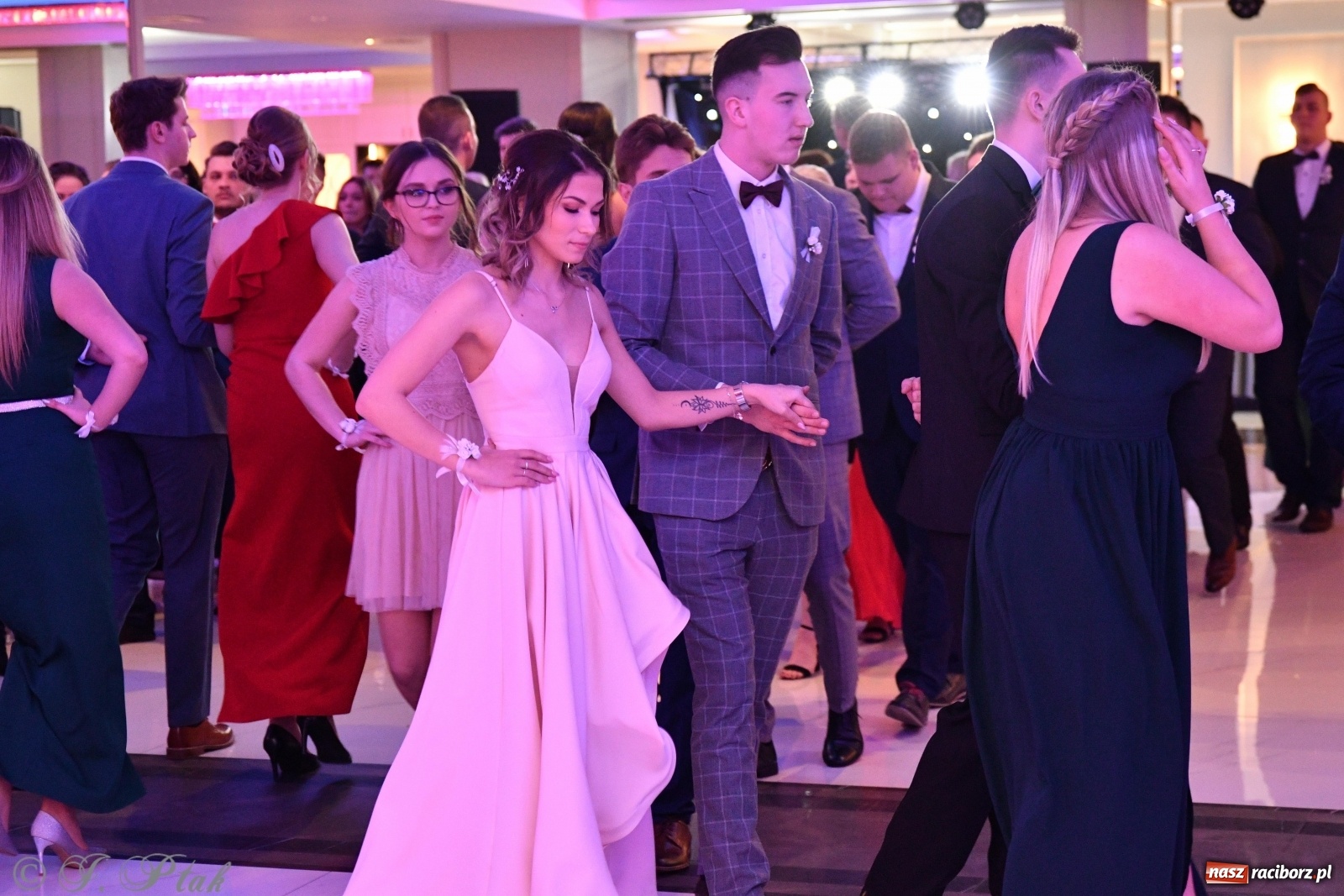 Zdjęcie w galerii na portalu naszraciborz.pl: Gastronomik i Budowlanka bawią się w Białym Domu [FOTO i WIDEO] wiadomości z regionu