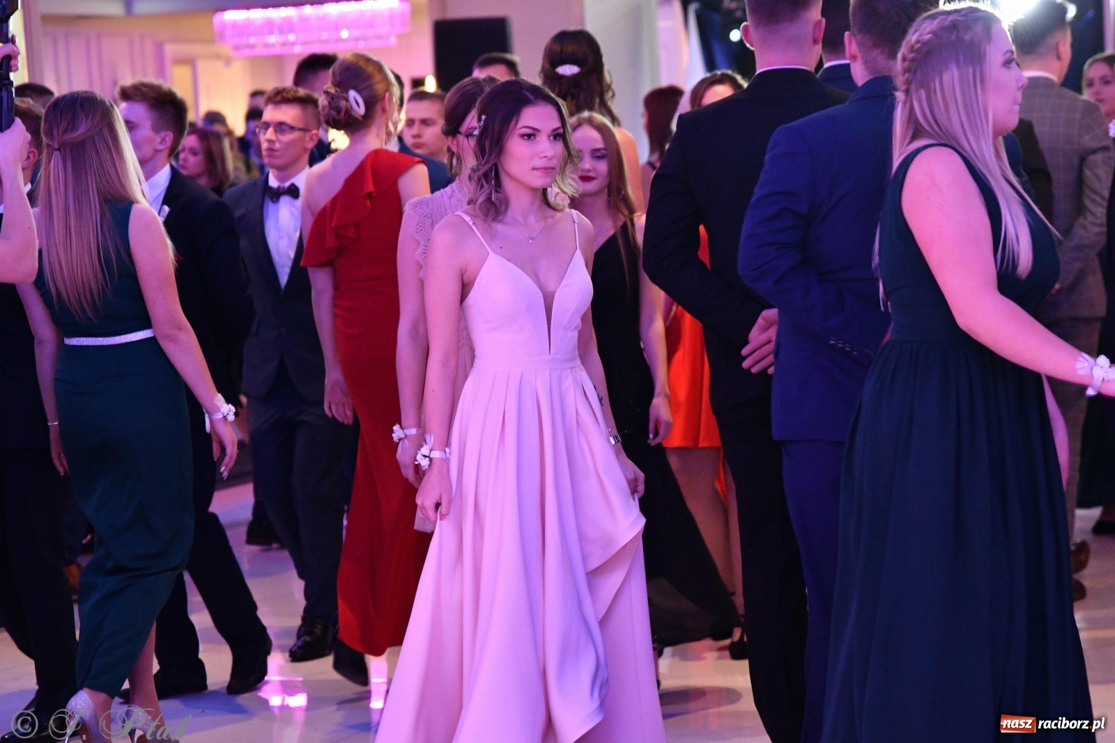 Zdjęcie w galerii na portalu naszraciborz.pl: Gastronomik i Budowlanka bawią się w Białym Domu [FOTO i WIDEO] wiadomości z regionu