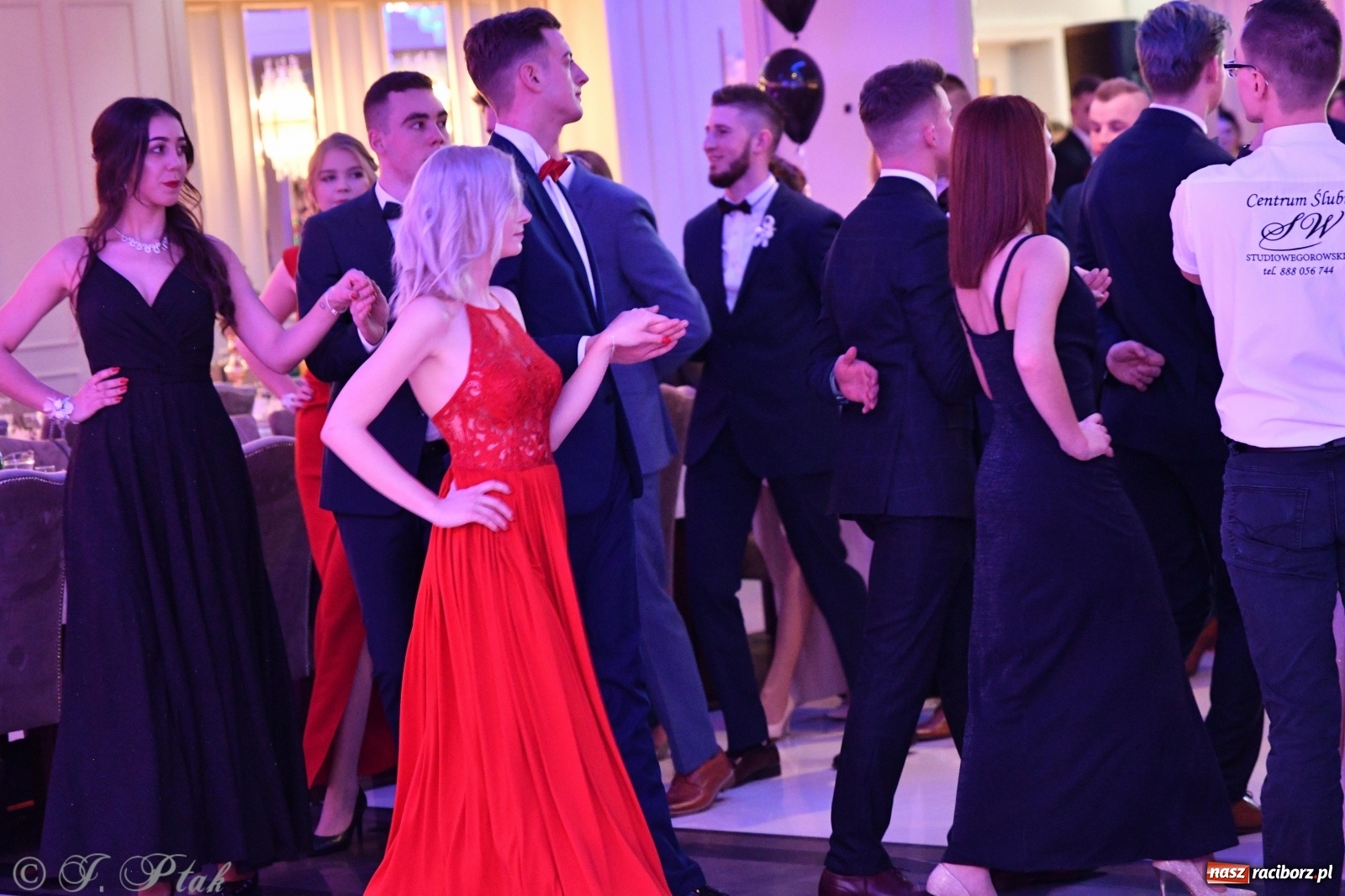 Zdjęcie w galerii na portalu naszraciborz.pl: Gastronomik i Budowlanka bawią się w Białym Domu [FOTO i WIDEO] wiadomości z regionu