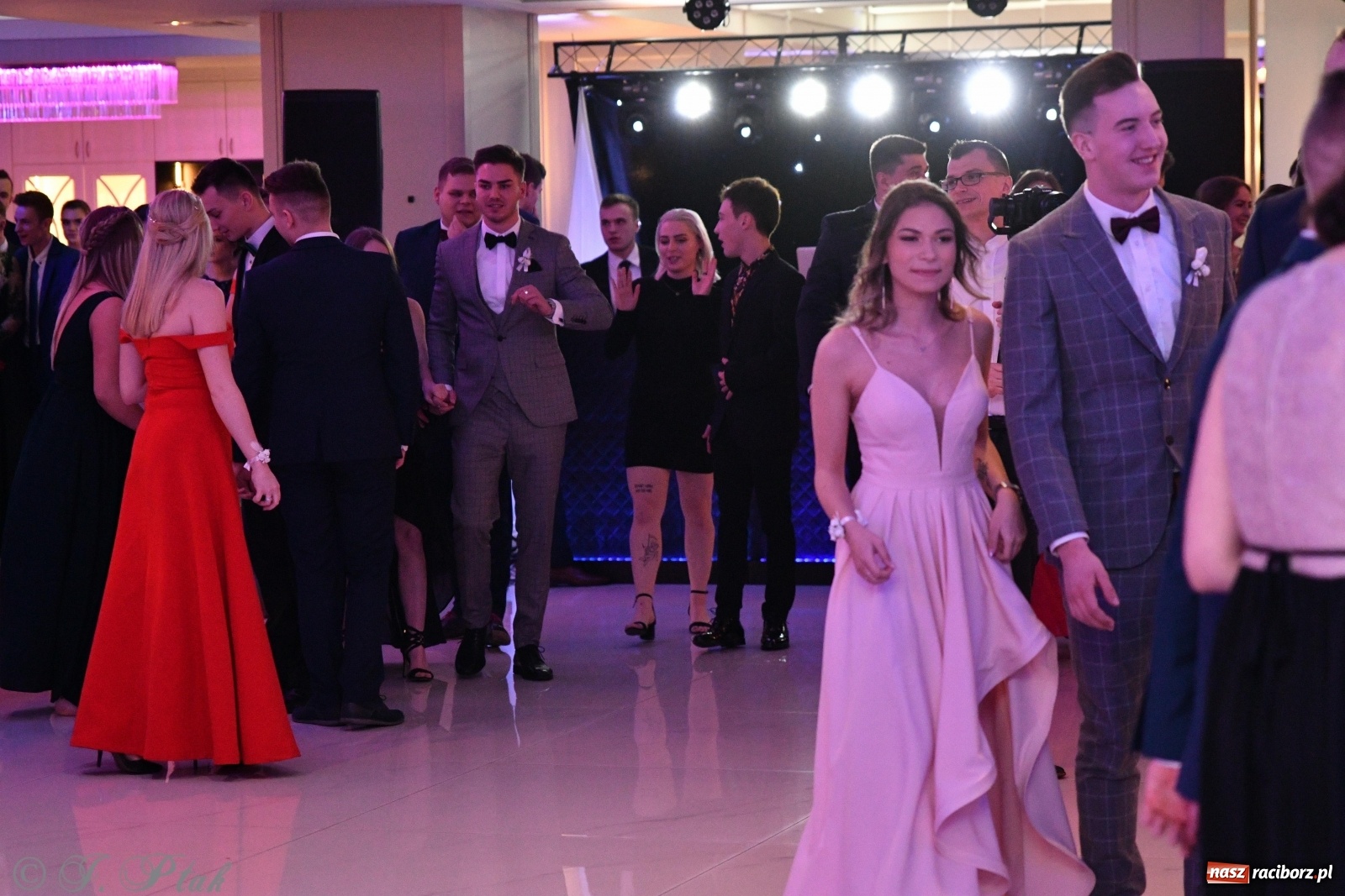 Zdjęcie w galerii na portalu naszraciborz.pl: Gastronomik i Budowlanka bawią się w Białym Domu [FOTO i WIDEO] wiadomości z regionu