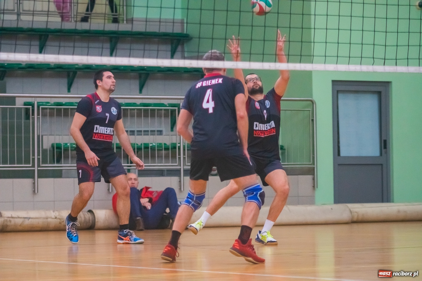 Zdjęcie w galerii na portalu naszraciborz.pl: RLPS. Zacięte pojedynki w Arenie Rafako [FOTO i WIDEO] wiadomości z regionu