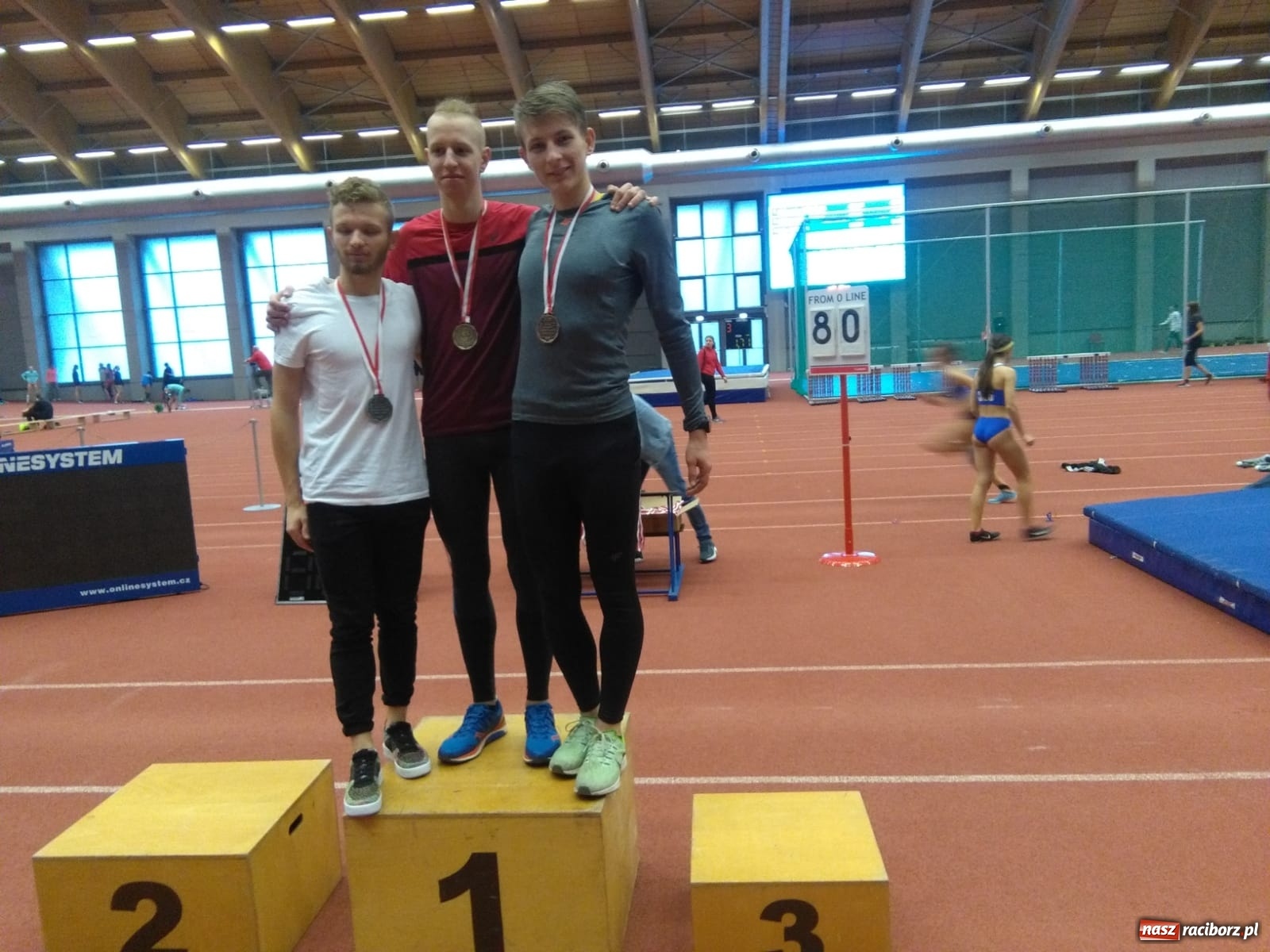Zdjęcie w galerii na portalu naszraciborz.pl: Worek medali raciborskich lekkoatletów na mistrzostwach w Ostrawie wiadomości z regionu