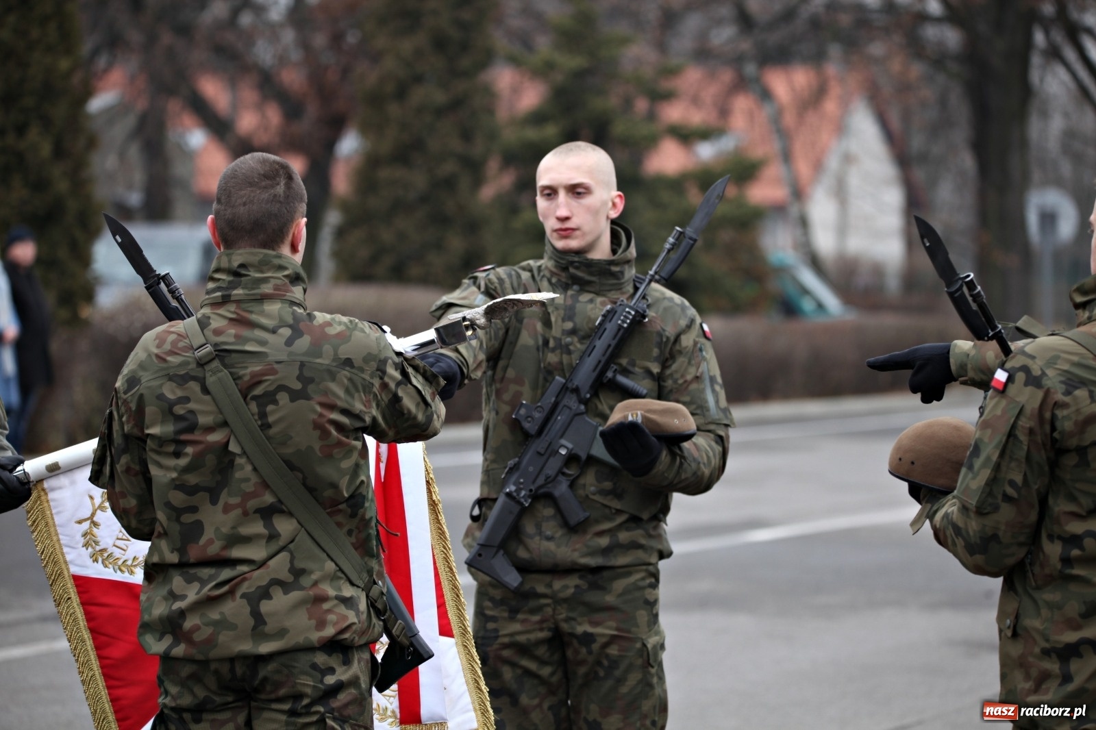 Zdjęcie w galerii na portalu naszraciborz.pl: Śląscy terytorialsi złożyli przysięgę wiadomości z regionu