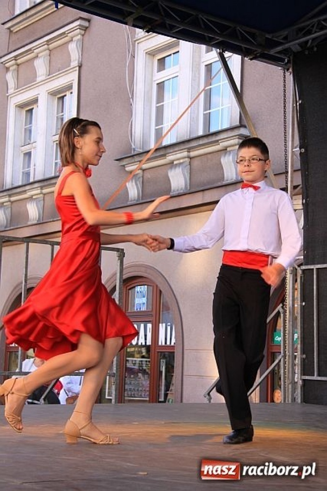 Zdjęcie w galerii na portalu naszraciborz.pl: MDK śpiewająco żegnał wakacje wiadomości z regionu