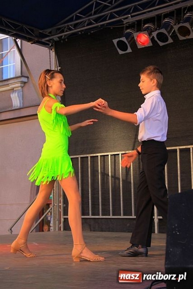 Zdjęcie w galerii na portalu naszraciborz.pl: MDK śpiewająco żegnał wakacje wiadomości z regionu