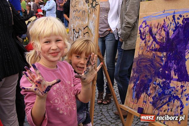 Zdjęcie w galerii na portalu naszraciborz.pl: MDK śpiewająco żegnał wakacje wiadomości z regionu