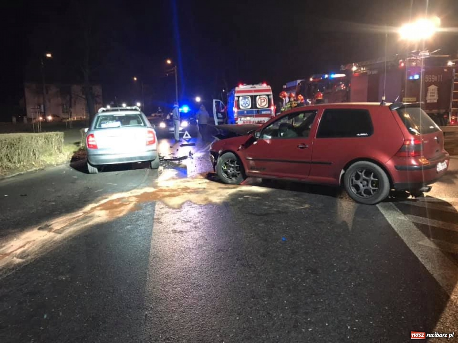 Zdjęcie w galerii na portalu naszraciborz.pl: Raport 998. Groźne zderzenie w Rudach wiadomości z regionu