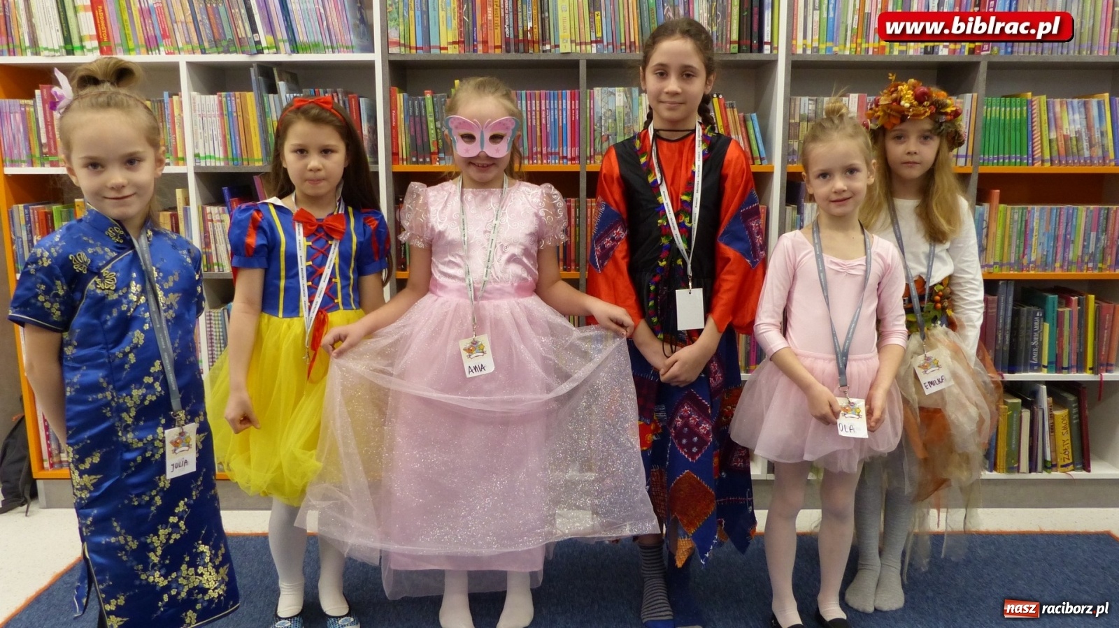 Zdjęcie w galerii na portalu naszraciborz.pl: W 10 dni dookoła świata z raciborską biblioteką  wiadomości z regionu