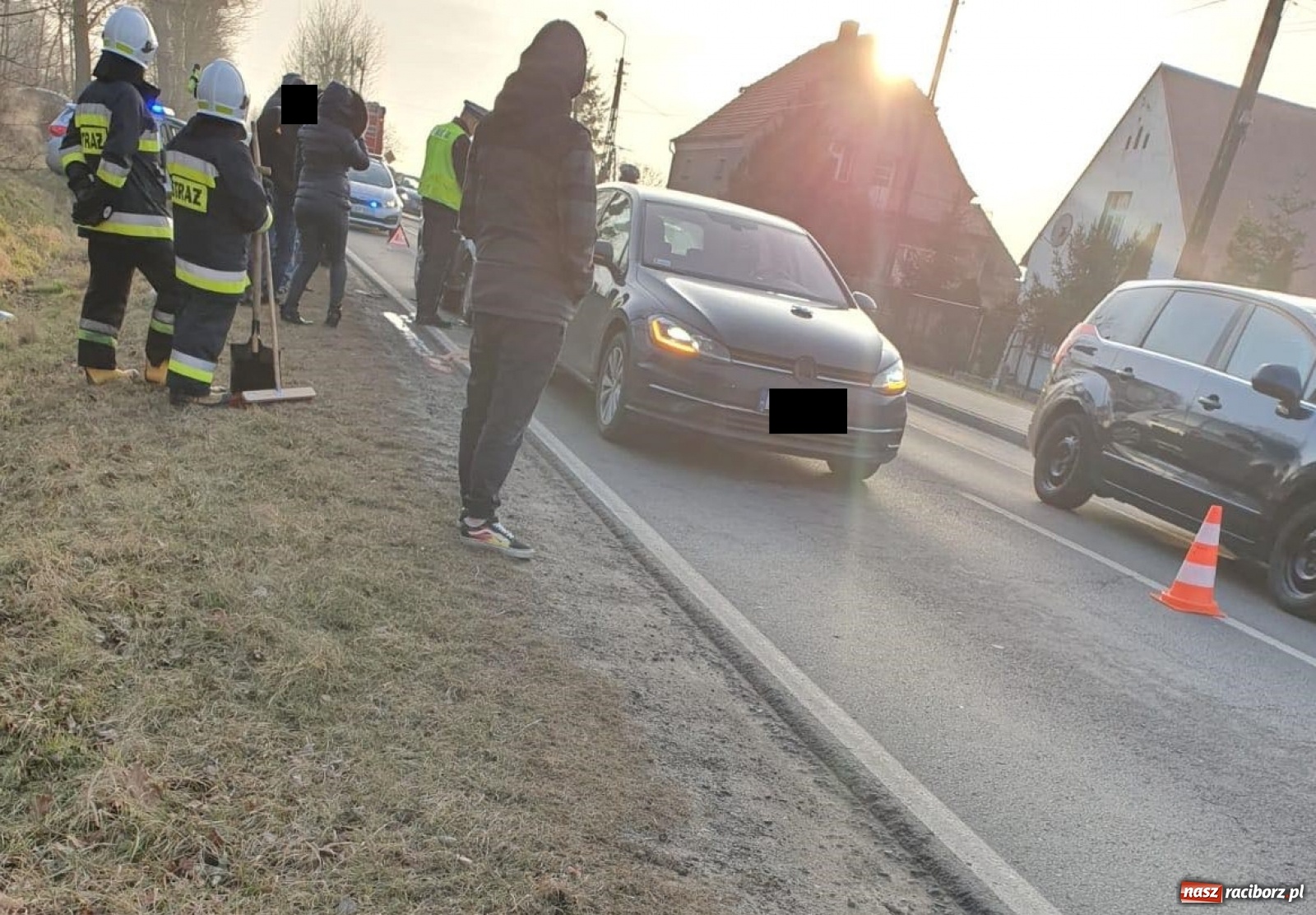 Zdjęcie w galerii na portalu naszraciborz.pl: Zderzenie czterech samochodów w Babicach wiadomości z regionu