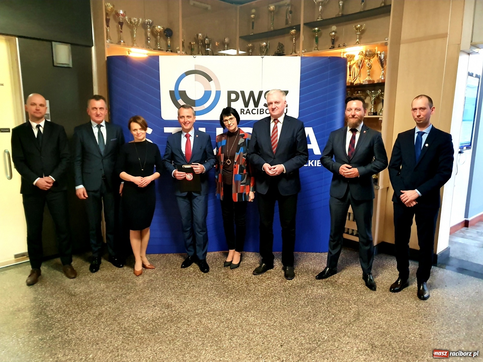 Zdjęcie w galerii na portalu naszraciborz.pl: Minister Nauki i Szkolnictwa Wyższego gościł w raciborskiej PWSZ wiadomości z regionu
