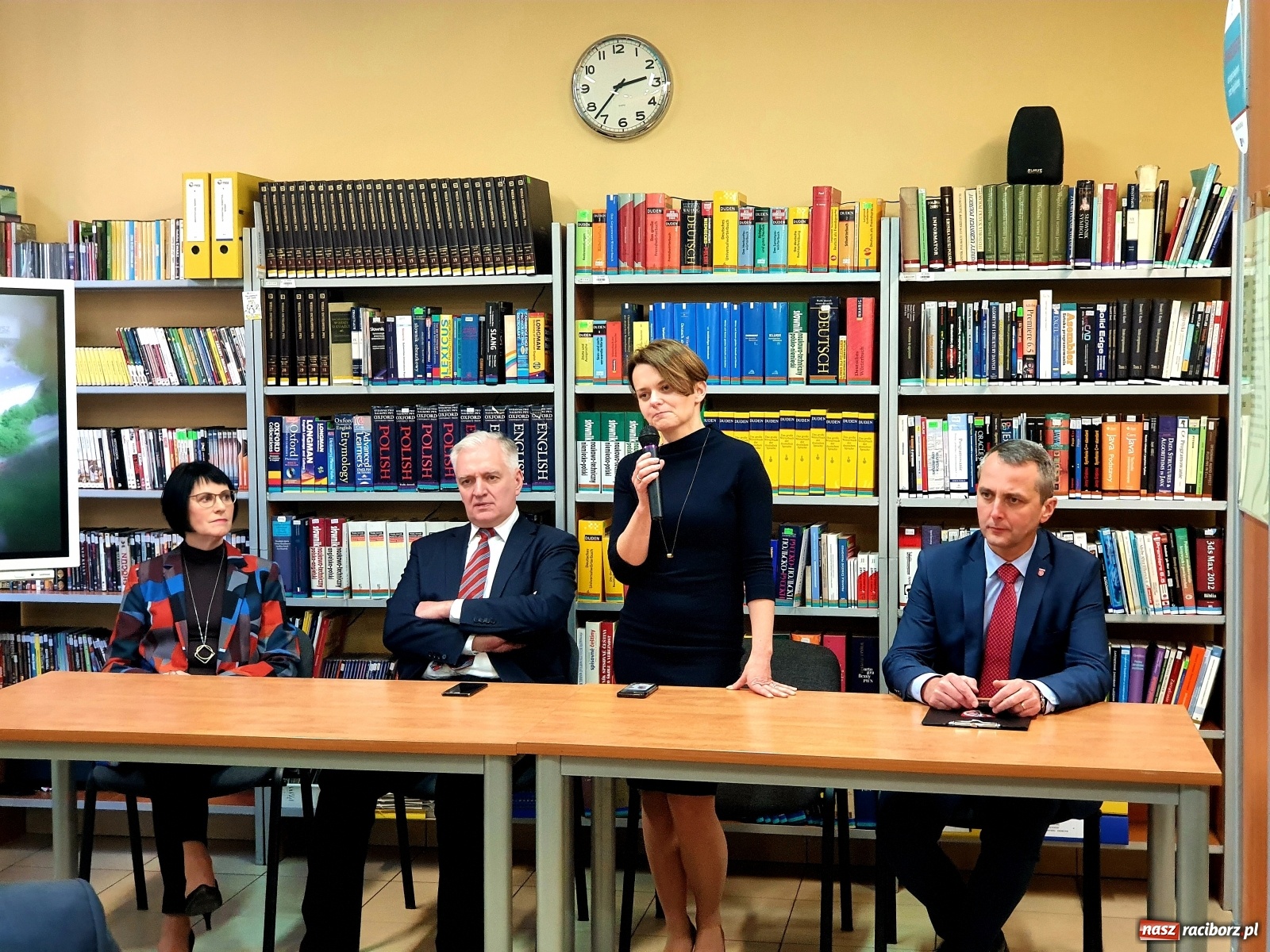 Zdjęcie w galerii na portalu naszraciborz.pl: Minister Nauki i Szkolnictwa Wyższego gościł w raciborskiej PWSZ wiadomości z regionu