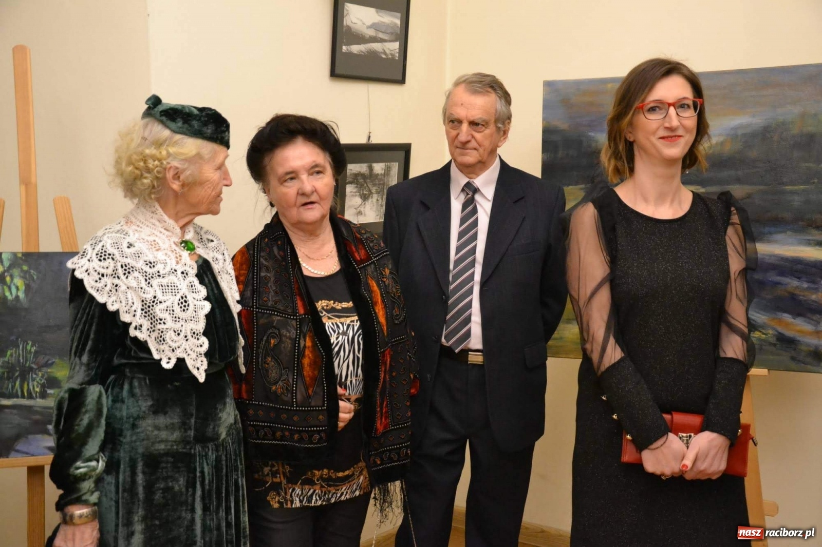Zdjęcie w galerii na portalu naszraciborz.pl: RYTM GŁUSZY. Wernisaż wystawy na Zamku Piastowskim  wiadomości z regionu