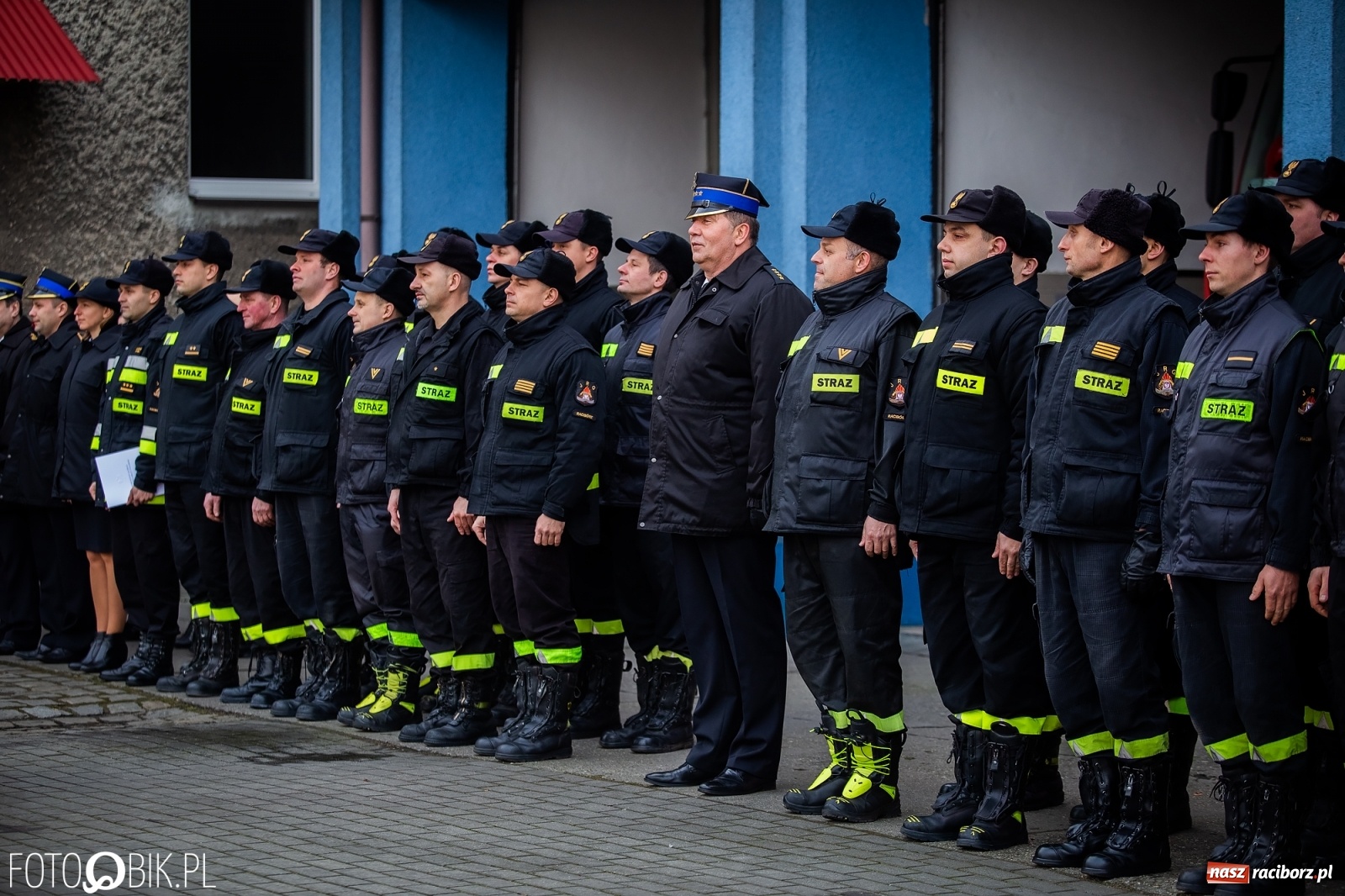 Zdjęcie w galerii na portalu naszraciborz.pl: 36 lat w służbie. St. kapitan Wiesław Szczygielski przeszedł w stan spoczynku wiadomości z regionu