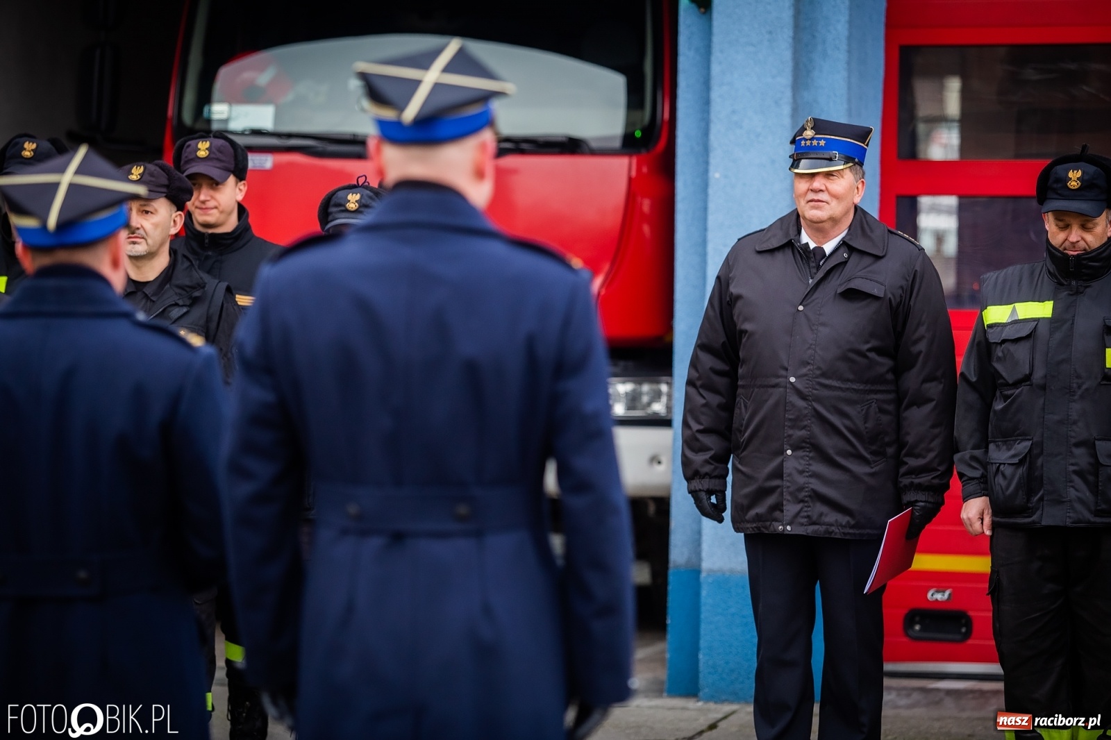 Zdjęcie w galerii na portalu naszraciborz.pl: 36 lat w służbie. St. kapitan Wiesław Szczygielski przeszedł w stan spoczynku wiadomości z regionu