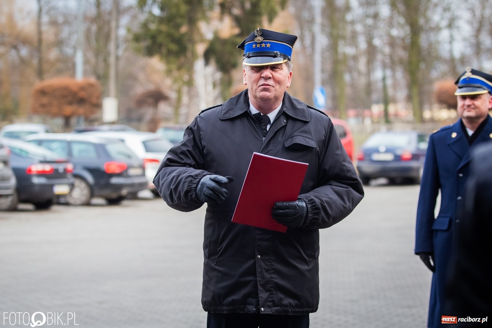 Zdjęcie w galerii na portalu naszraciborz.pl: 36 lat w służbie. St. kapitan Wiesław Szczygielski przeszedł w stan spoczynku wiadomości z regionu
