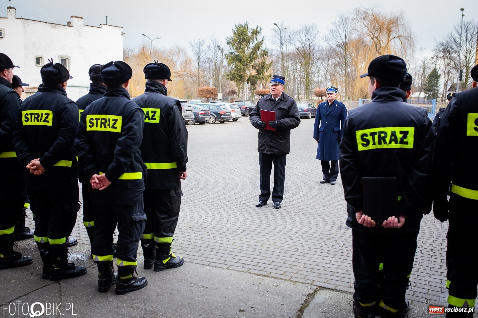 Zdjęcie w galerii na portalu naszraciborz.pl: 36 lat w służbie. St. kapitan Wiesław Szczygielski przeszedł w stan spoczynku wiadomości z regionu