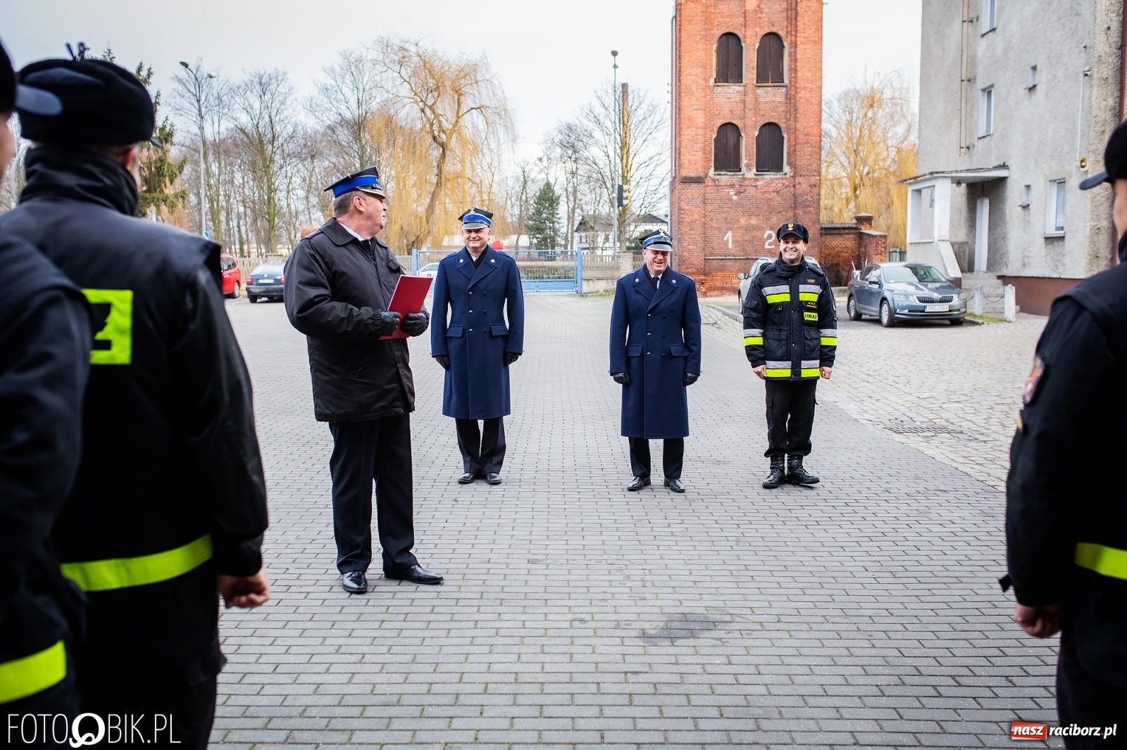 Zdjęcie w galerii na portalu naszraciborz.pl: 36 lat w służbie. St. kapitan Wiesław Szczygielski przeszedł w stan spoczynku wiadomości z regionu