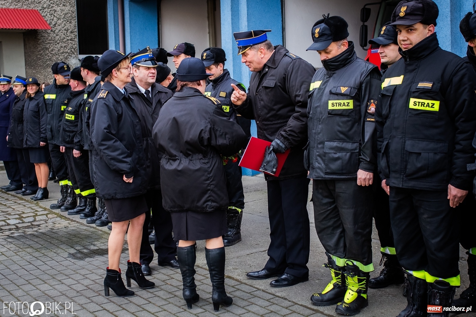 Zdjęcie w galerii na portalu naszraciborz.pl: 36 lat w służbie. St. kapitan Wiesław Szczygielski przeszedł w stan spoczynku wiadomości z regionu