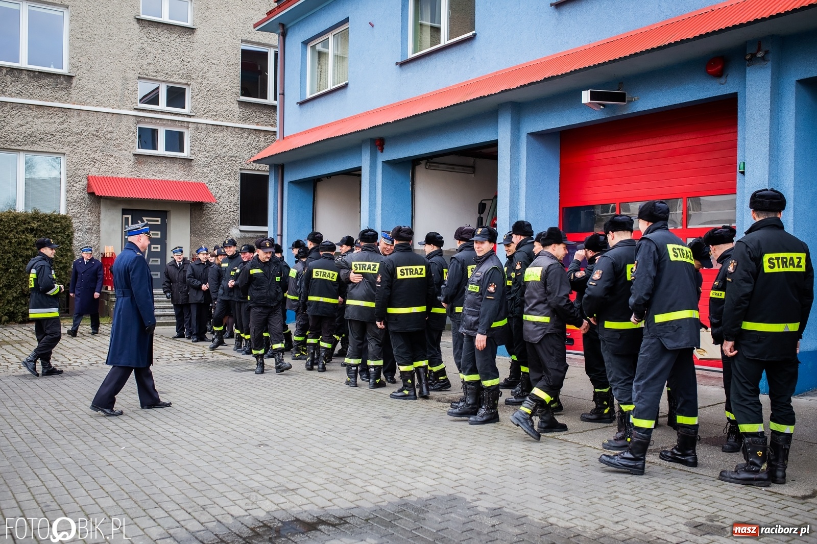 Zdjęcie w galerii na portalu naszraciborz.pl: 36 lat w służbie. St. kapitan Wiesław Szczygielski przeszedł w stan spoczynku wiadomości z regionu
