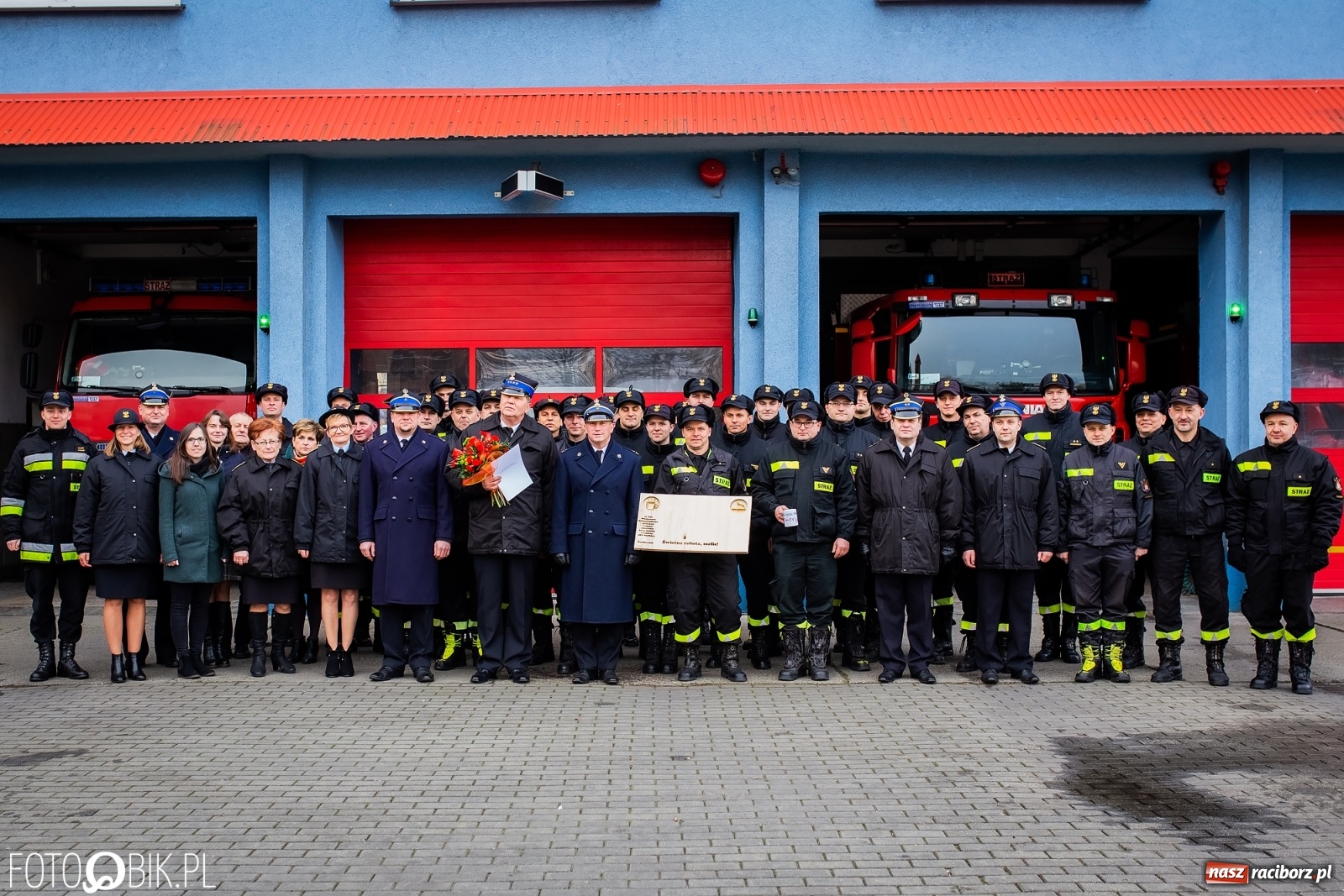 Zdjęcie w galerii na portalu naszraciborz.pl: 36 lat w służbie. St. kapitan Wiesław Szczygielski przeszedł w stan spoczynku wiadomości z regionu