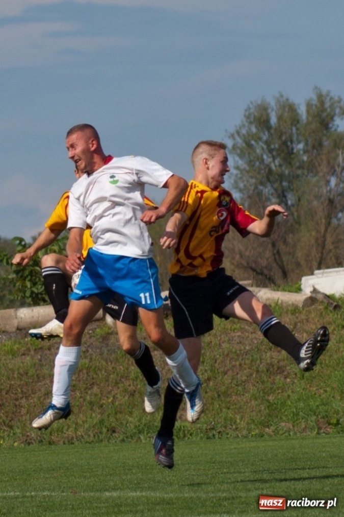 Zdjęcie w galerii na portalu naszraciborz.pl: Hit A klasy dla Bukowa wiadomości z regionu