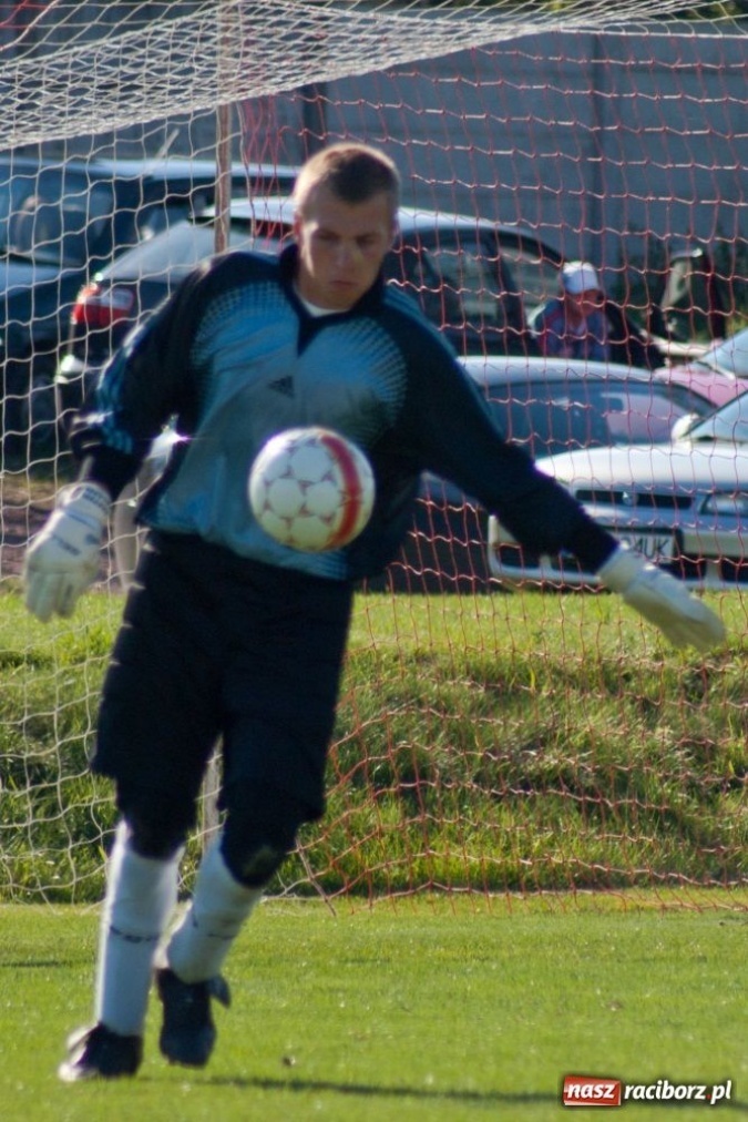 Zdjęcie w galerii na portalu naszraciborz.pl: Hit A klasy dla Bukowa wiadomości z regionu