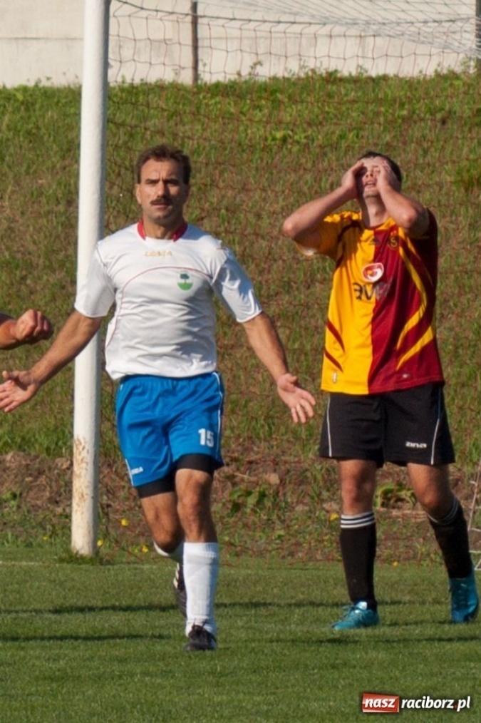 Zdjęcie w galerii na portalu naszraciborz.pl: Hit A klasy dla Bukowa wiadomości z regionu